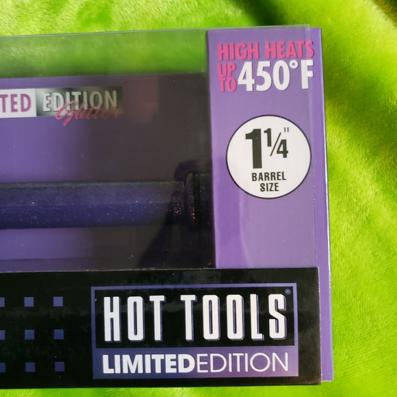 Hot tools  curling 1 1/4 inches curls. main image 7